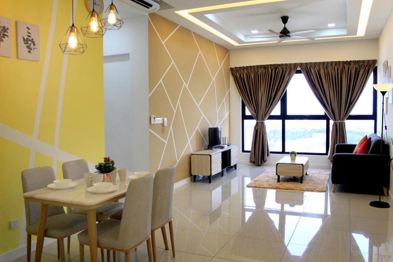 Апартаменты Le Pavillion Puchong By Widebed Upto 6Pax Куала-Лумпур Экстерьер фото