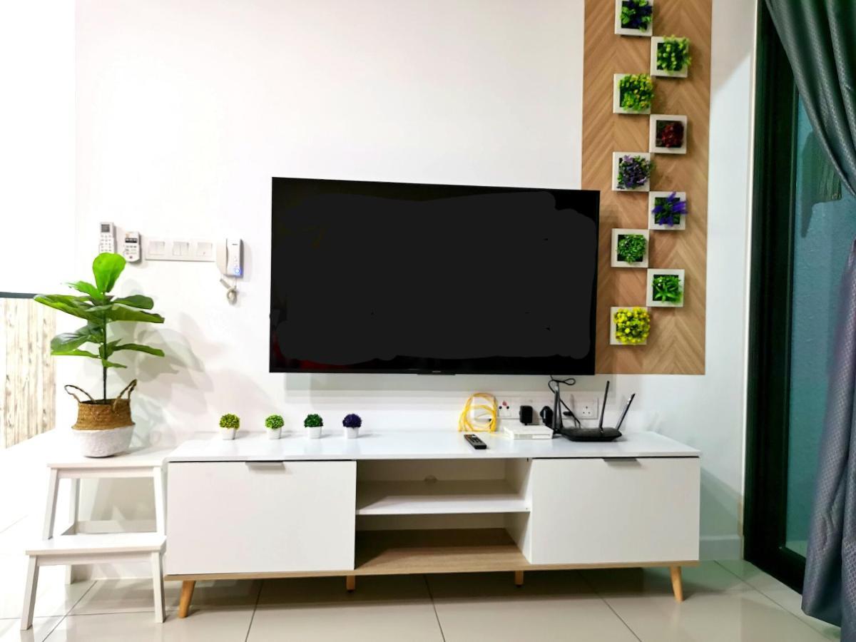 Апартаменты Le Pavillion Puchong By Widebed Upto 6Pax Куала-Лумпур Экстерьер фото