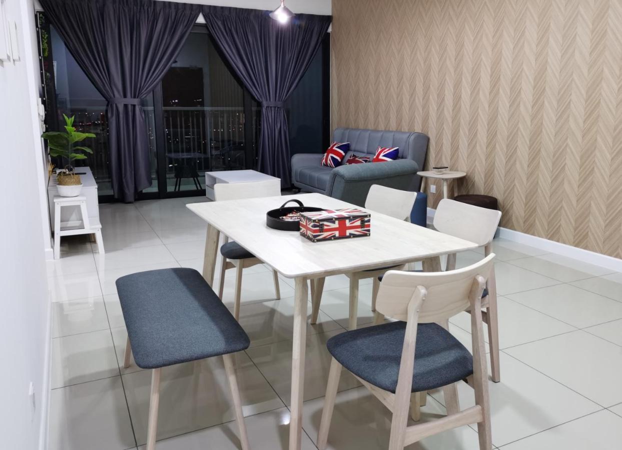 Апартаменты Le Pavillion Puchong By Widebed Upto 6Pax Куала-Лумпур Экстерьер фото