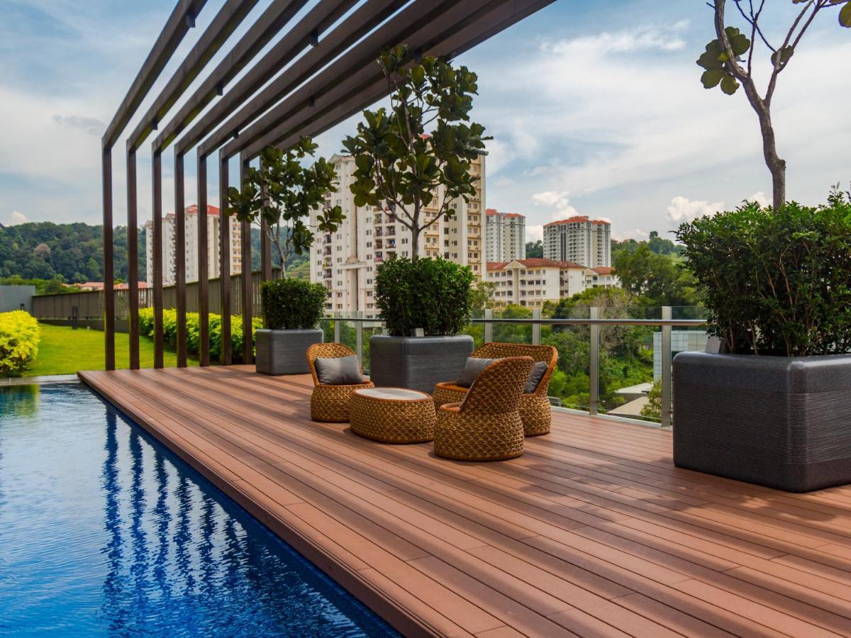 Апартаменты Le Pavillion Puchong By Widebed Upto 6Pax Куала-Лумпур Экстерьер фото
